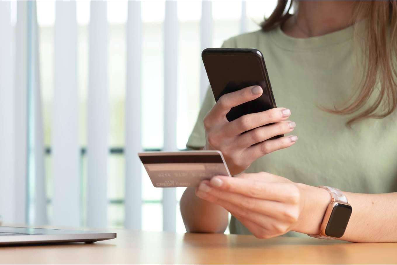 Control de gastos con tarjetas corporativas; clave para una gestión financiera eficiente