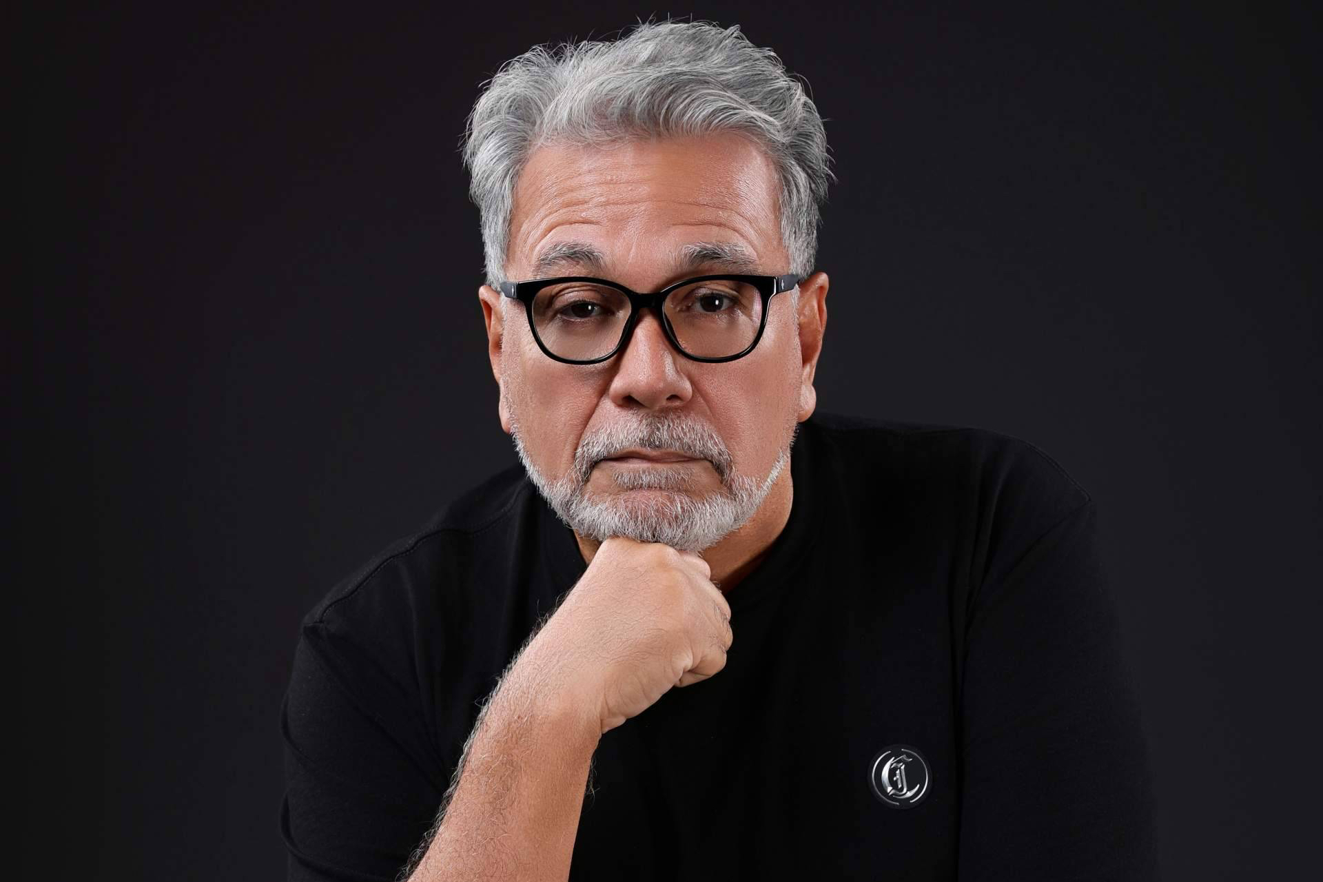 'Abrazando la finitud', Germán A. DeLaRosa reflexiona sobre el duelo, la pérdida y la impermanencia